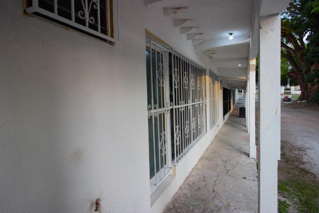 Hotel Nudista - Luz De Luna Nude Tehuixtla المظهر الخارجي الصورة